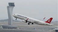 US Airlines Prepare For Third Day Of Government