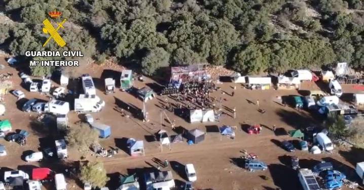 Más de 1.000 personas identificadas y 500 vehículos en una "rave" masiva