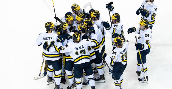 Michigan overtakes MSU for top spot in college hockey rankings