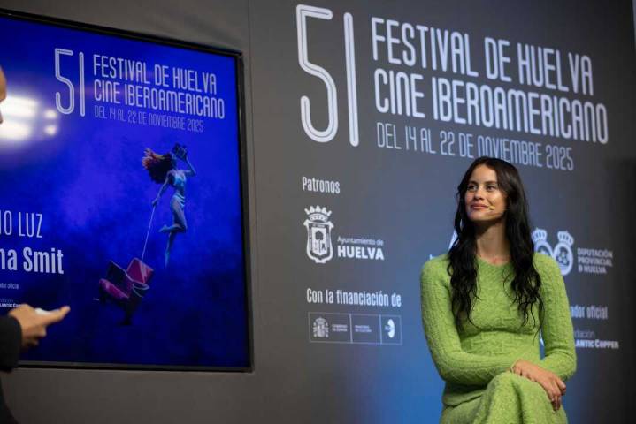 Milena Smit quiere explorar papeles "menos dramáticos y más luminosos, como Premio Luz"