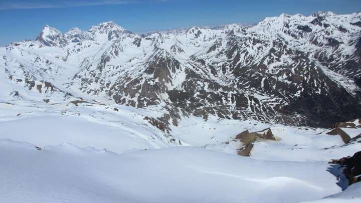 Mueren cinco turistas alemanes, entre ellos una chica de 17 años, tras una avalancha en los Alpes italianos