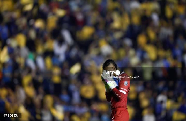 Cruz Azul confirma grave lesión de Kevin Mier