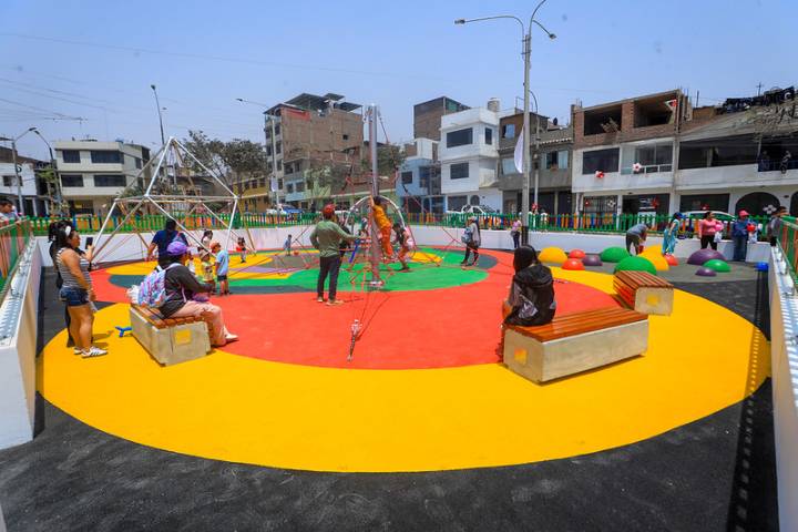 Recuperan emblemático parque de San Juan de Lurigancho (FOTOS)