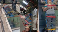 Cayó desde 4 metros en pleno centro y quedó en grave estado de salud