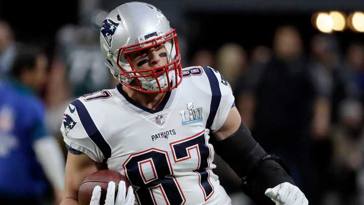 ‘No brainer’: Rob Gronkowski signs one-day deal to retire with Patriots