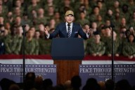 El crucero estadounidense lanzamisiles USS Gettysburg se suma a los otros buques desplegados en el Caribe