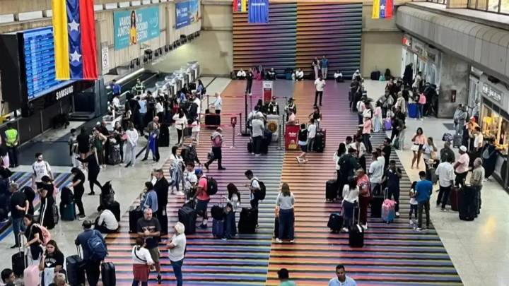 Revocan concesión a seis aerolíneas internacionales