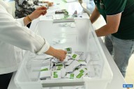 Voto a voto: Bío Bío proyecta elección de 10 senadores para centroizquierda y 10 para la derecha