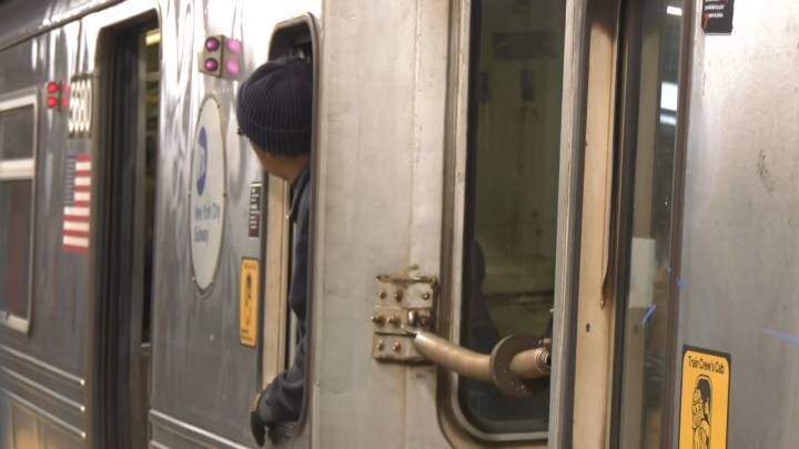 Debate grows over proposal to have 2 workers on every subway