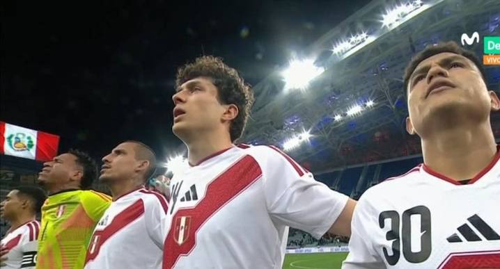 Himno de Perú vs Chile en Sochi