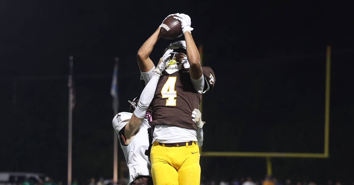 Quentin Burrell, Israel Abrams among CCL/ESCC football players named to 2025 IHSFCA All