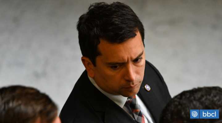 Bancada del Frente Amplio lleva al diputado Araya (REP) a Comisión de Ética por trama Bielorrusa