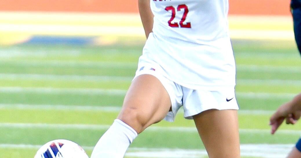 Mackenzie Ecker | Hawken School