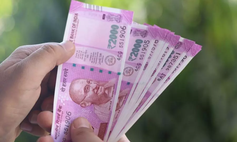 Rs 2,000 notes worth Rs 5,817 cr still in circulation: RBI
