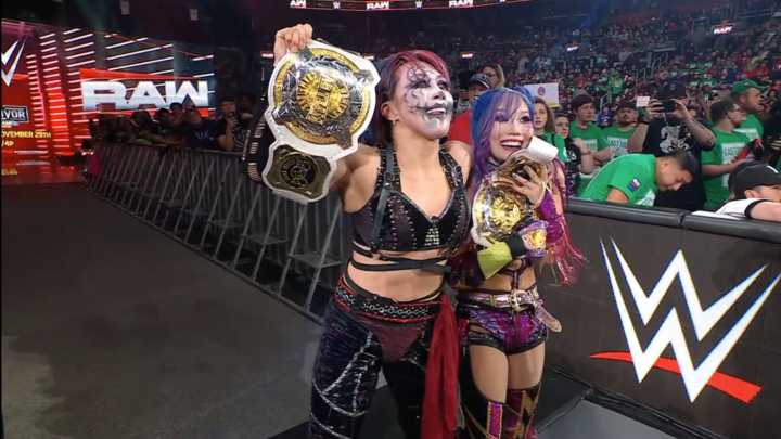 Kabuki Warriors Beat Charlotte Flair & Alexa Bliss, Win WWE Women's Tag Titles On Raw