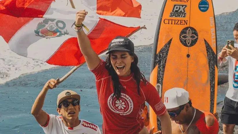 Orgullo peruano: Vania Torres se consagró campeona mundial de surf en El Salvador