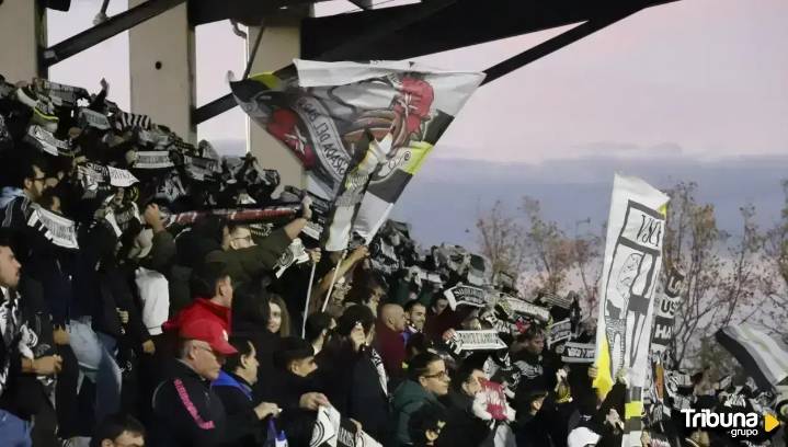 El frío y el Pontevedra no apagan a la marea blanquinegra