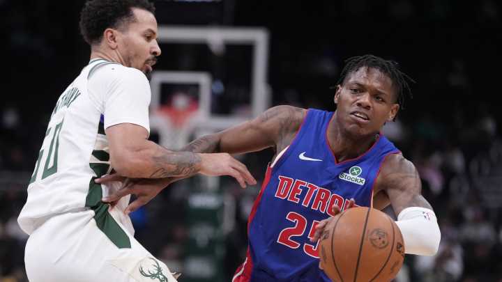 Pistons' Sasser to remain out with hip injury, evaluated in four weeks