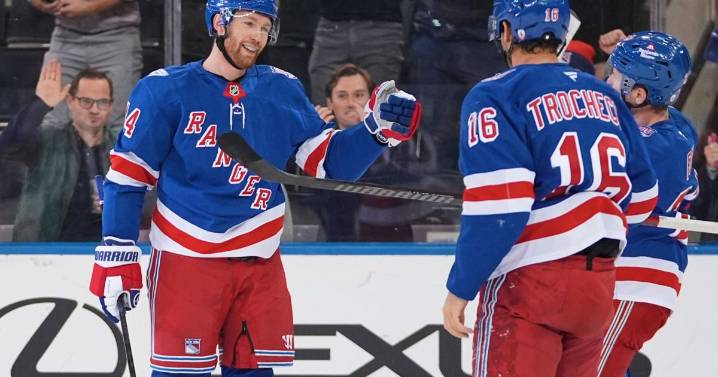 Rangers get an offensive outburst to beat the Predators 6-3 for their first home win this season
