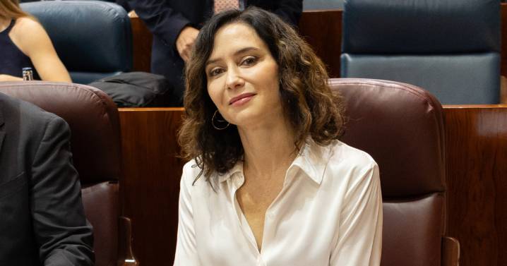 Ayuso asiste al Pleno de la Asamblea de Madrid