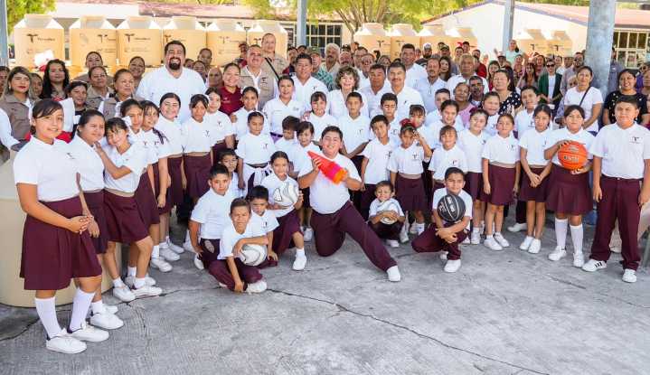 Lleva Secretaría de Bienestar del Estado apoyos sociales al municipio de Méndez