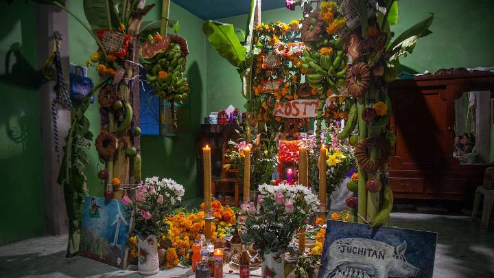 El recuerdo de los seres queridos se vive diferente según dónde se nazca