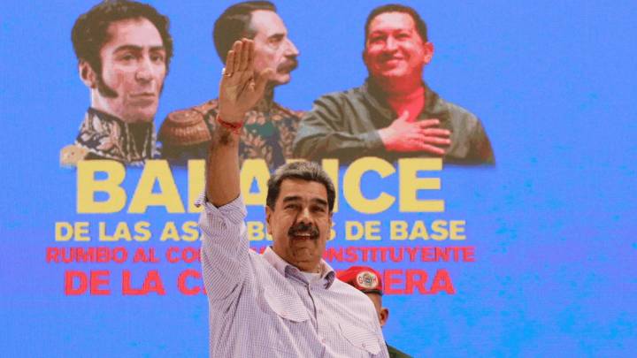 Jefe de Estado proyecta meta de un millón 200 mil barriles de petróleo diarios en 2025