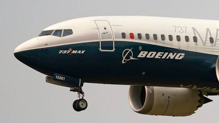 Judge dismisses criminal case against Boeing over crashes
