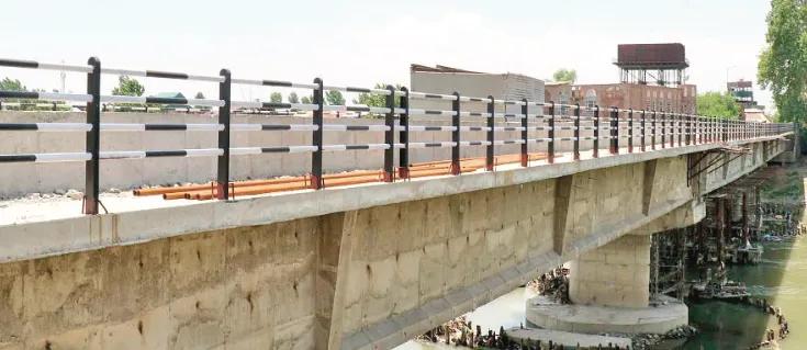 Bridge repair delay puts Bandipora commuters in daily danger