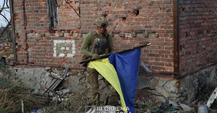 Trump da a Zelenski hasta el jueves para responder a su plan