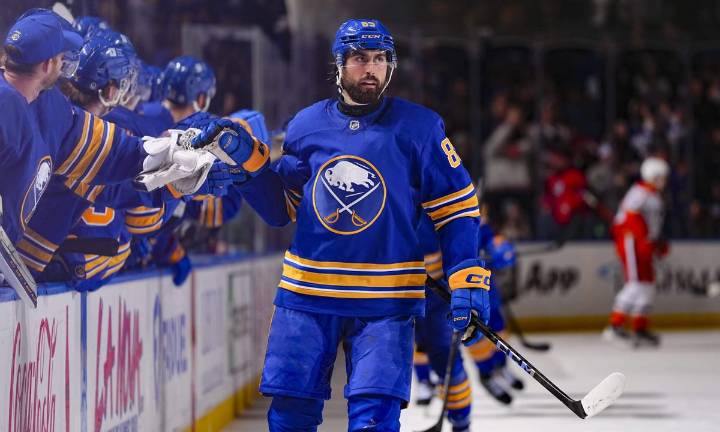Alex Tuch, the Buffalo Sabres and why signing bonuses could impact his next contract