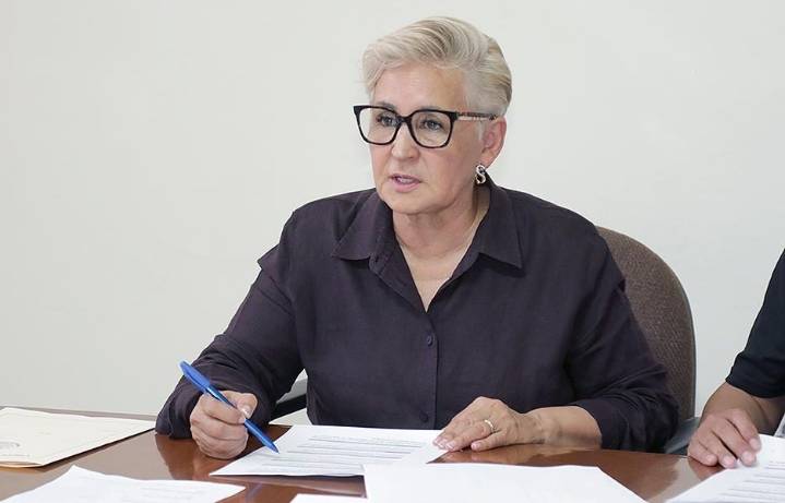 Frinné Azuara propone fortalecer esquemas de seguridad, higiene y calidad de atención