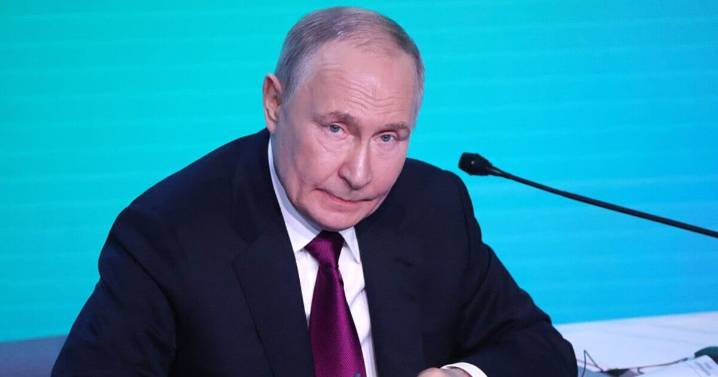 Russian economic meltdown as banks face £100bn 'time bomb' and 'full-blown crisis' 