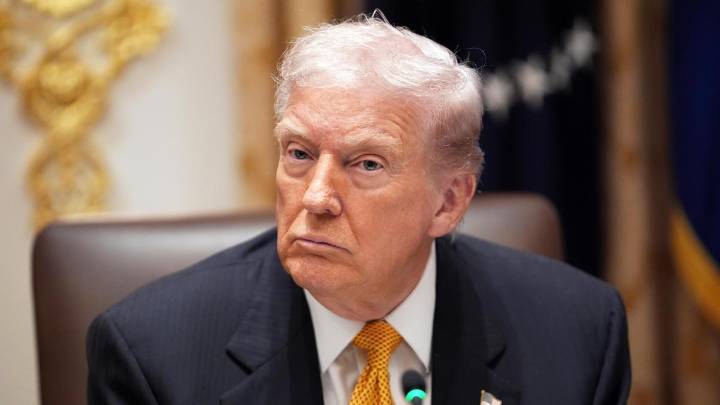 Trump asegura que los estadounidenses recibirán un bono de 2.000 dólares por los aranceles