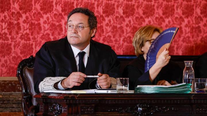 García Ortiz afronta su primer día de juicio con un choque entre fiscales