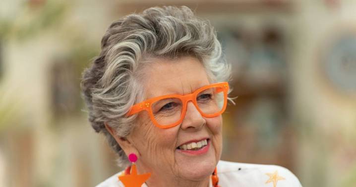 Dame Prue Leith surprises hairdresser - we didn't think it was 'the' Prue Leith