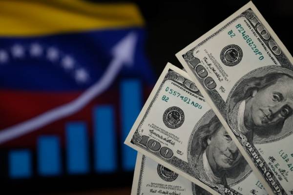 ¿Qué se espera del precio del dólar para el cierre del...