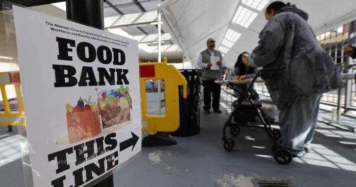 As hopes rise for an end to the shutdown, legal battle over SNAP benefits continues