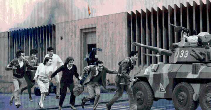 40 años de la toma del Palacio de Justicia: la herida de los muertos y desaparecidos no cierra Este 6 y 7 de noviembre se conmemoran cuatro décadas de la tragedia que paralizó a Colombia.