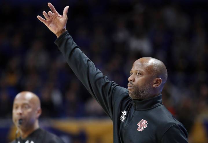 Deadspin | Florida Atlantic rallies late, takes down Boston College in OT