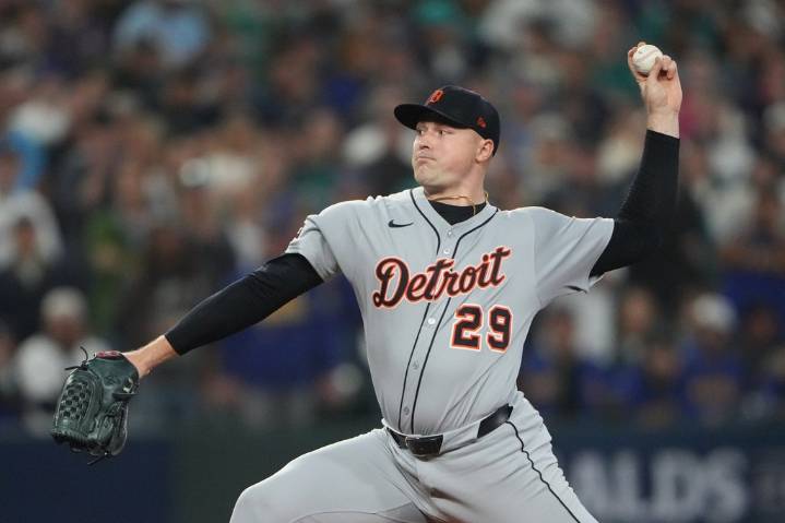 Pirates ace Paul Skenes earns first Cy Young as Detroit Tigers star Tarik Skubal goes back