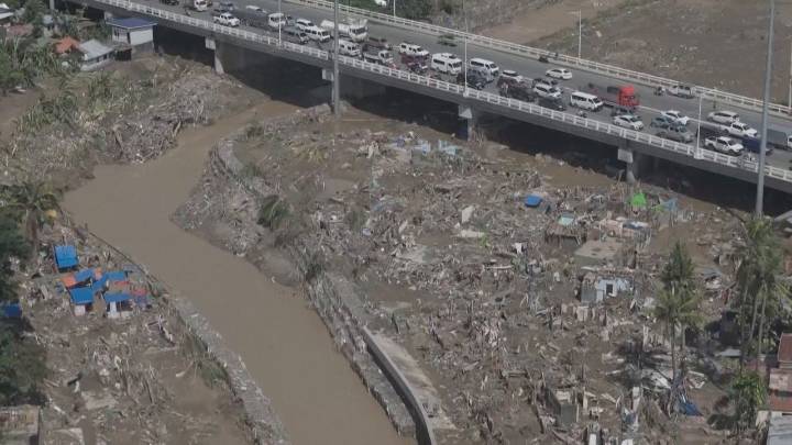 Vídeo: El tifón Kalmaegi deja 114 muertos, 127 desaparecidos y un paisaje catastrófico en Filipinas