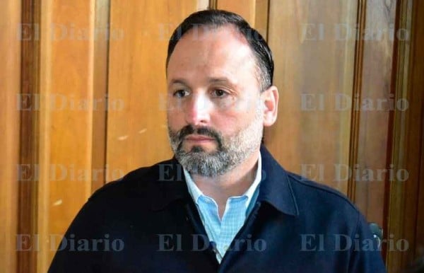 No se cansan de defender a Corral: De la Peña