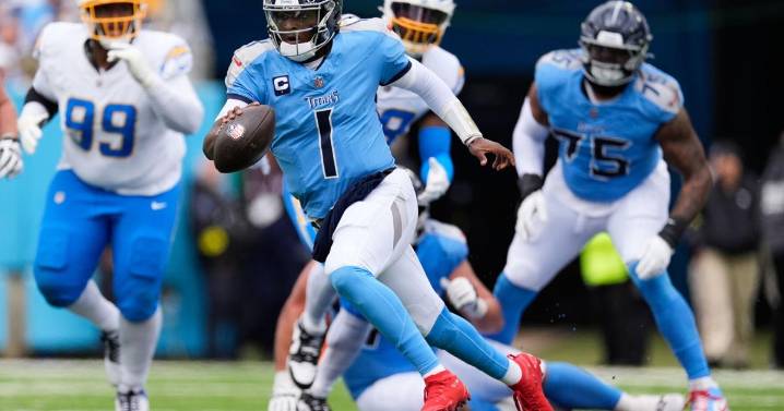 Rebuilding Titans center hope on Cam Ward, more cap space and draft picks as they reach bye week