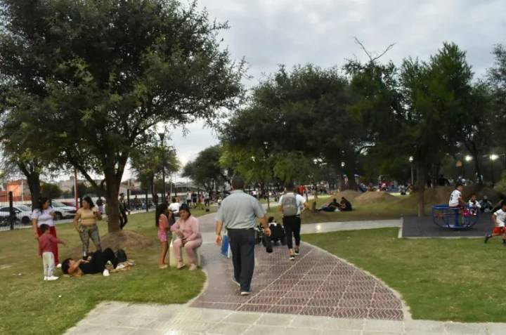 El Centro de Educación Municipal para el Arte organiza talleres de Danzas Folclóricas en el Parque Ecológico