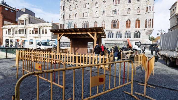 El portal de Belén se censa esta Navidad en la plaza de Botines de León
