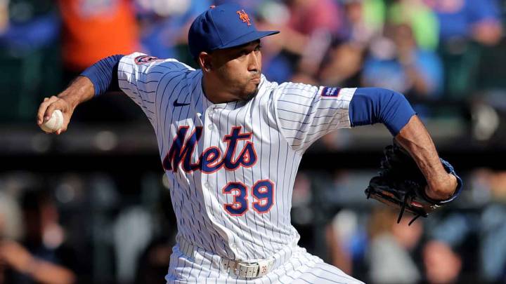 Edwin Diaz reveals update on potential Mets return