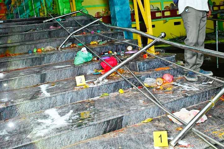 Narrow gate, weak grill, and no crowd control: Survivors recall horror of Andhra temple stampede