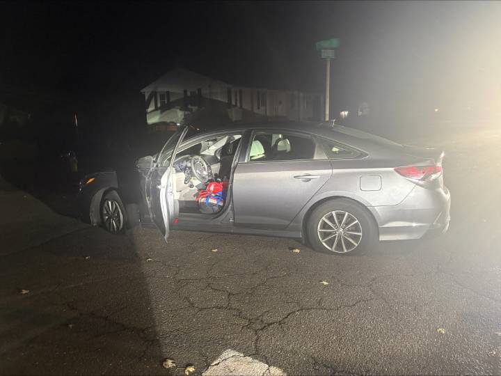 Two CT teens arrested after reports of attempted car break