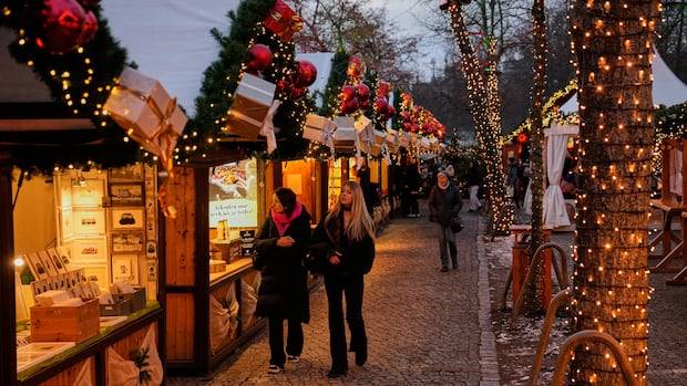 IN PHOTOS | Magical Christmas markets here and abroad